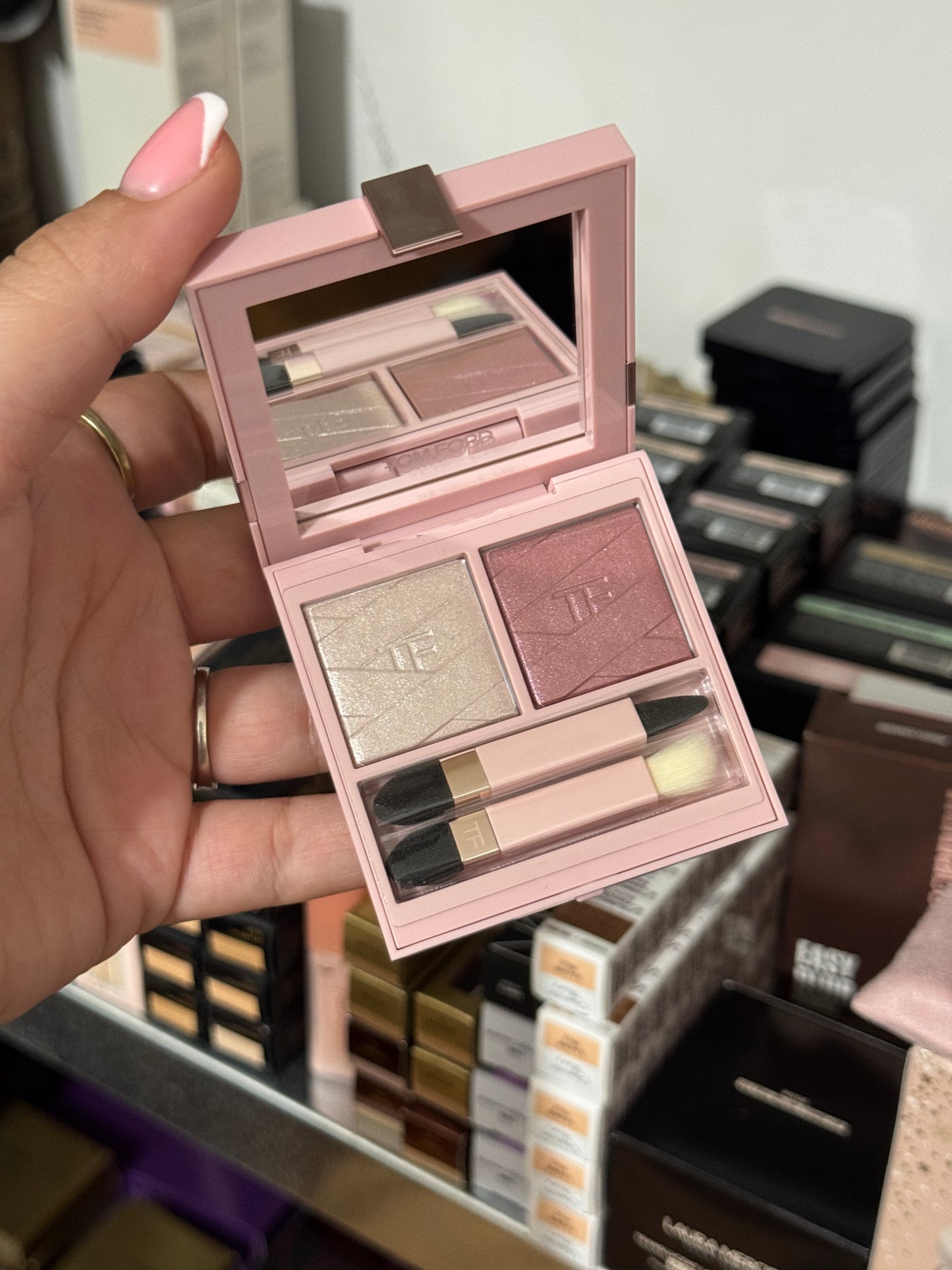 TOM FORD
LOVE COLLECTION EYE COLOR DUO LUMIÉRE