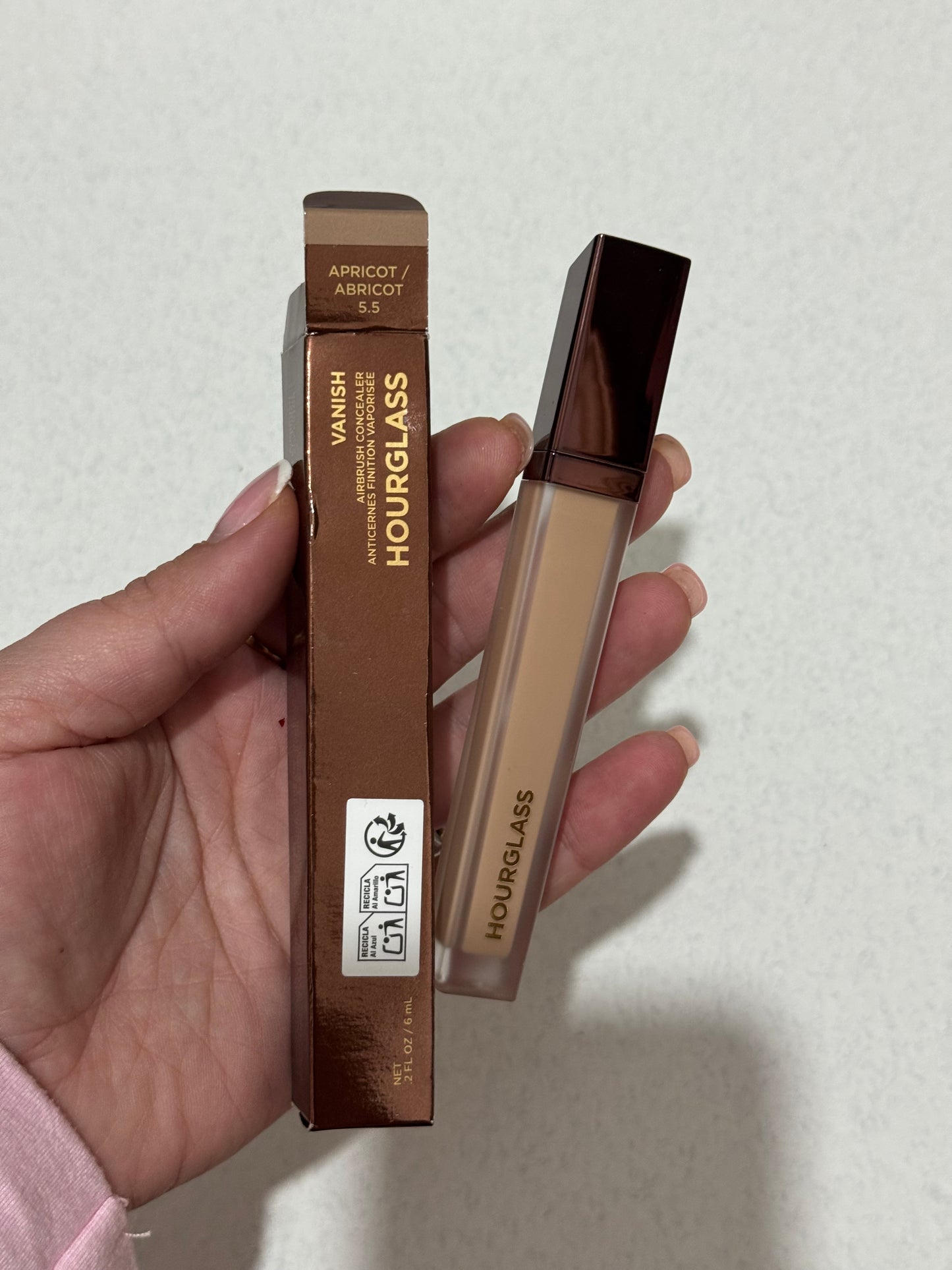 Hourglass
Vanish™ Airbrush Concealer