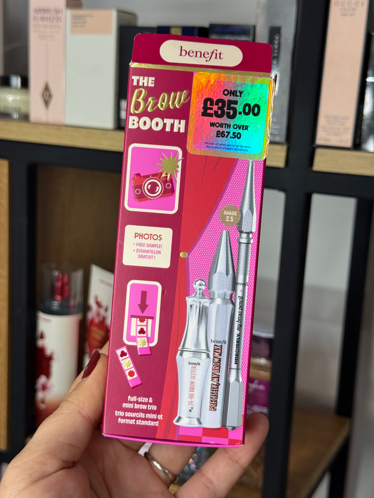 Benefit
The Brow Booth Precisely, My Brow Pencil, Wax & Eyebrow Gel Trio