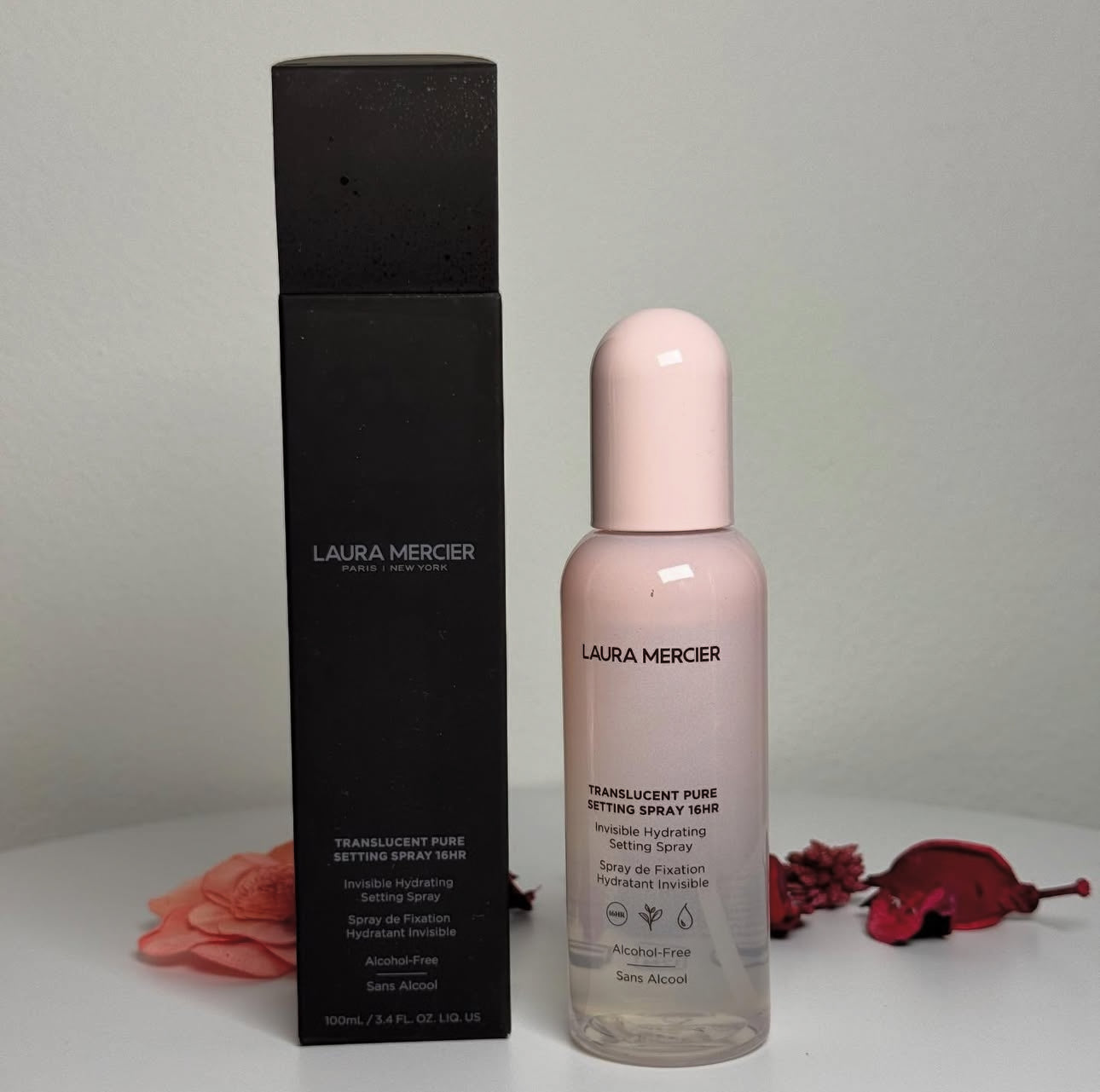 Laura Mercier
Translucent Pure Setting Spray 16 HR 100 ml
