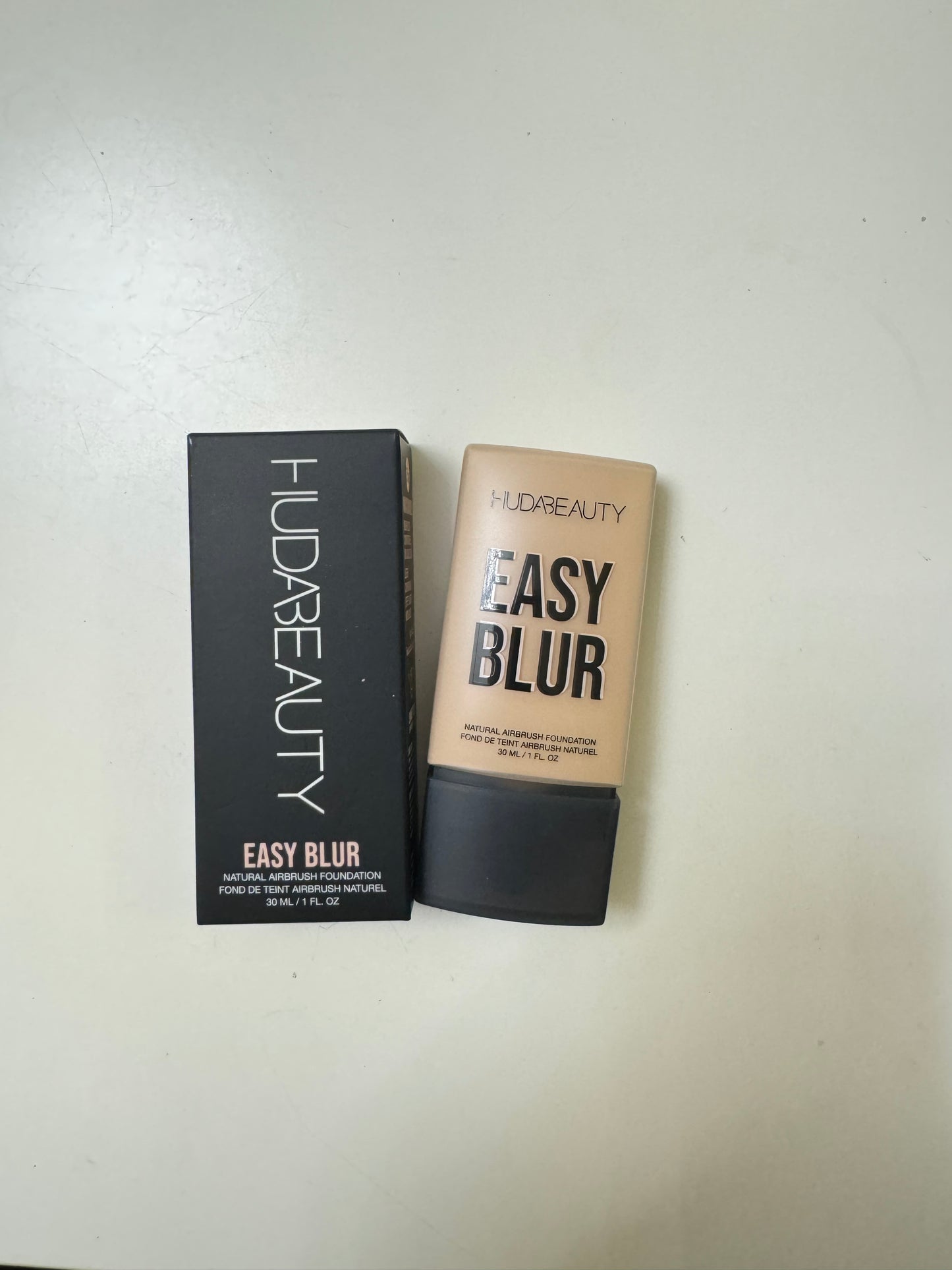 HUDA BEAUTY
Easy Blur Natural Airbrush Foundation with Niacinamide