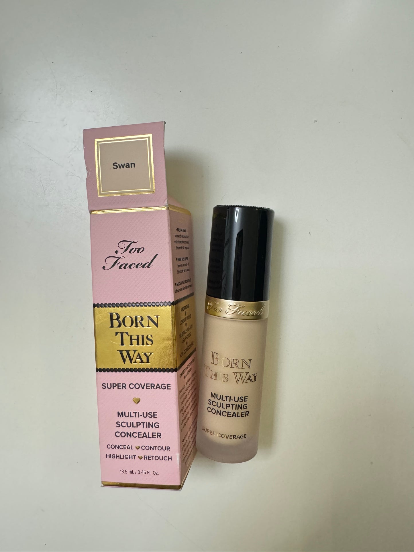 Too Faced
Born This Way Super Coverage Multi-Use Concealer