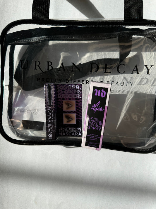 Urban Decay Set
-Cante
-Mini setting spray & mini mascara