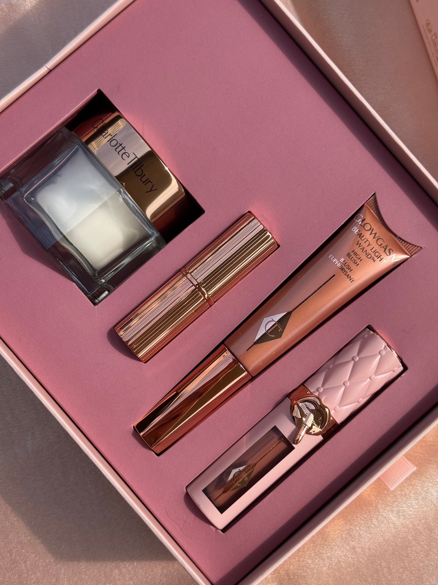 Charlotte Tilbury
The Iconic Beauty Secrets Everyone Wants Kit