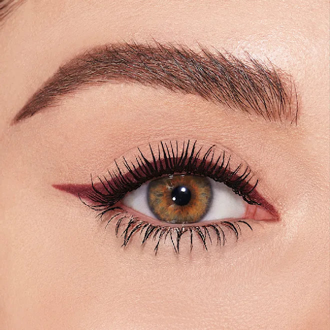 Charlotte Tilbury
Pillow Talk Push Up And Define Iconic Eye Kit
-Full Size Pillow Talk Push Up Lashes Mascara
-Mini Size Pillow Talk Eyeliner