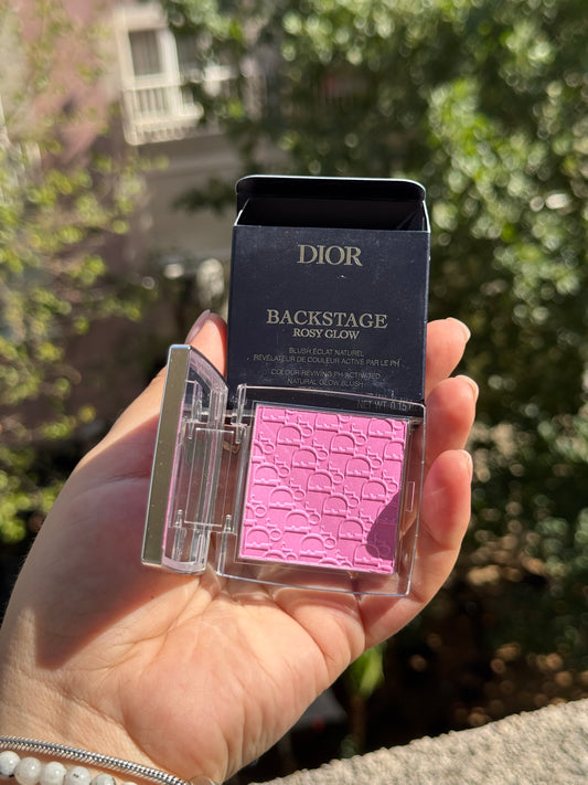 DIOR
Rosy Glow Powder Blush