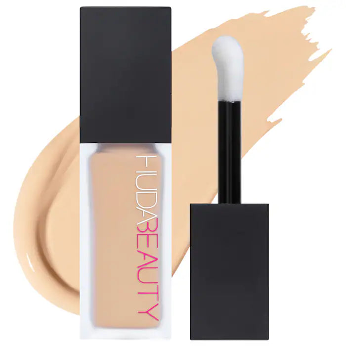 HUDA BEAUTY
#FauxFilter Matte Buildable Coverage Waterproof Concealer