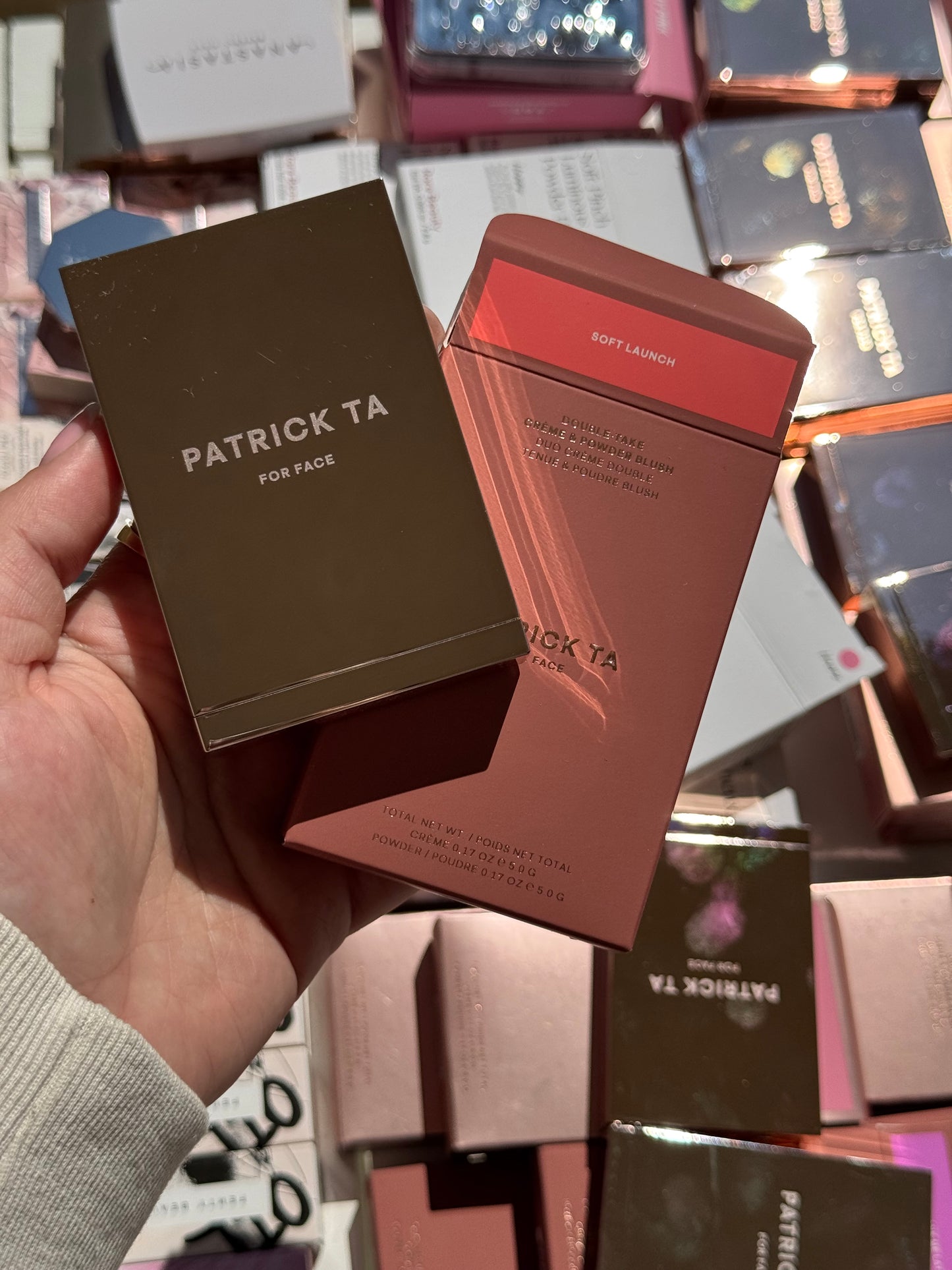 PATRICK TA
Major Headlines Double-Take Crème & Powder Blush Duo