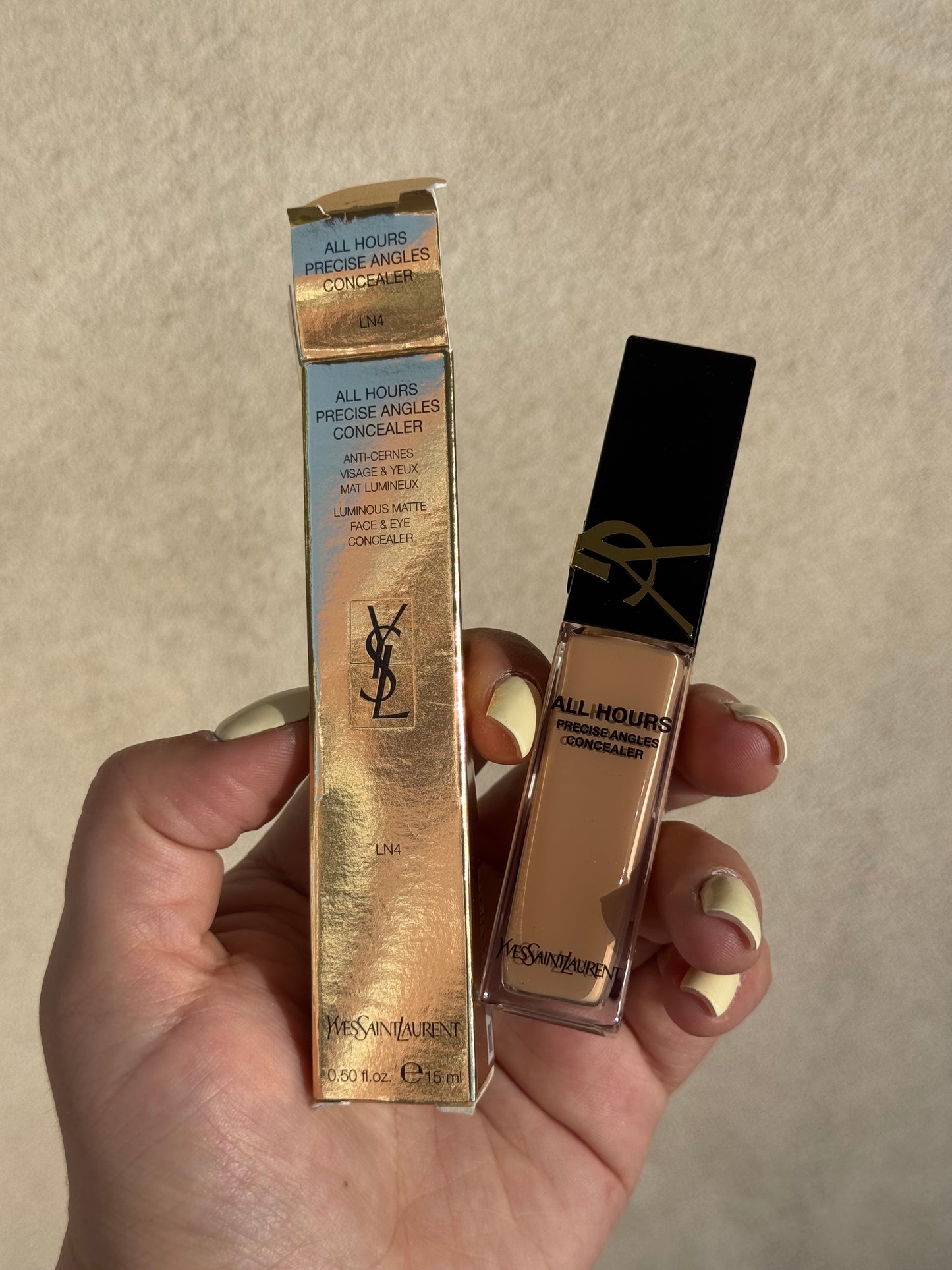 Ysl
ALL HOURS CONCEALER