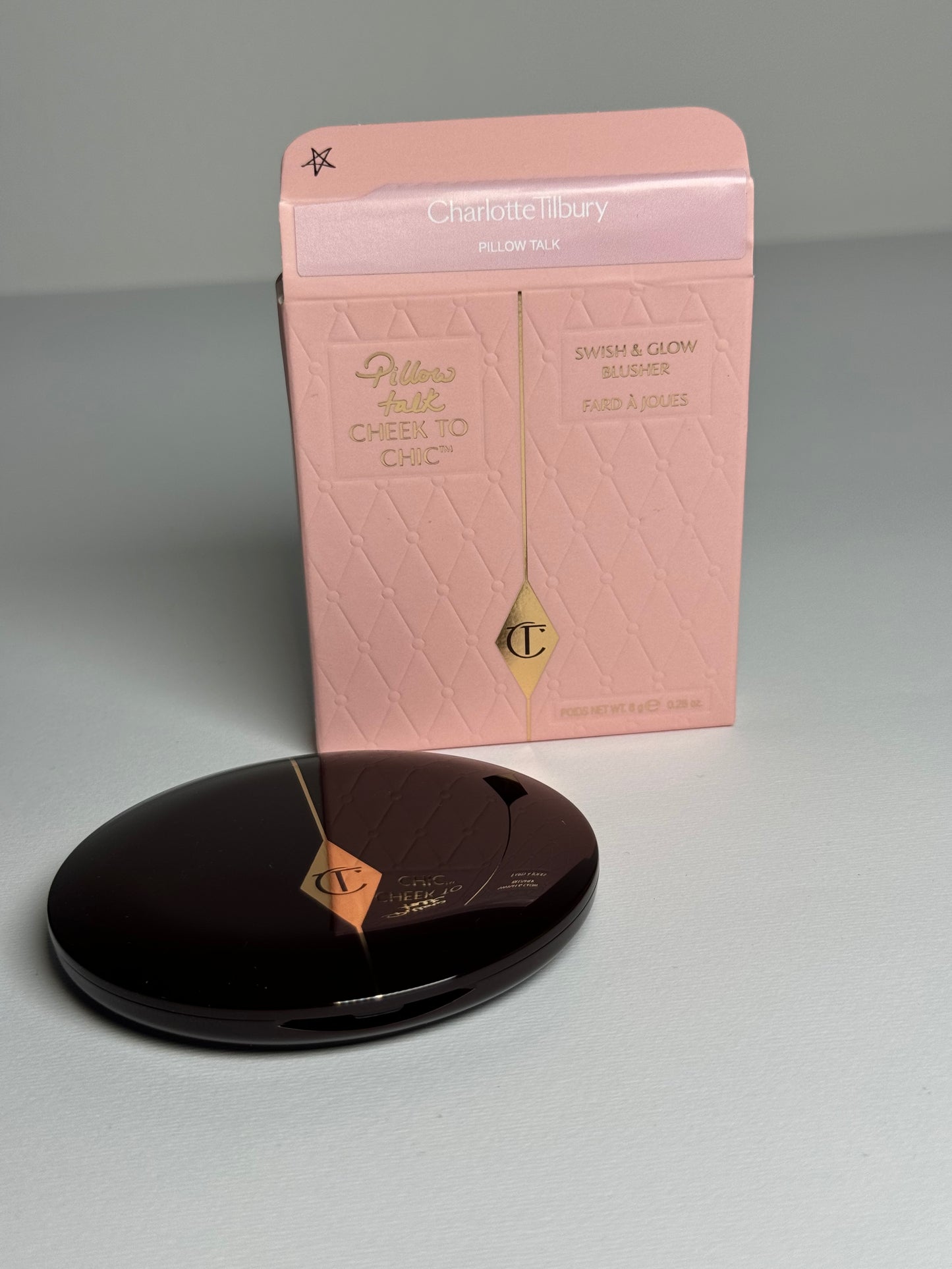 Charlotte Tilbury
Cheek To Chic Blush