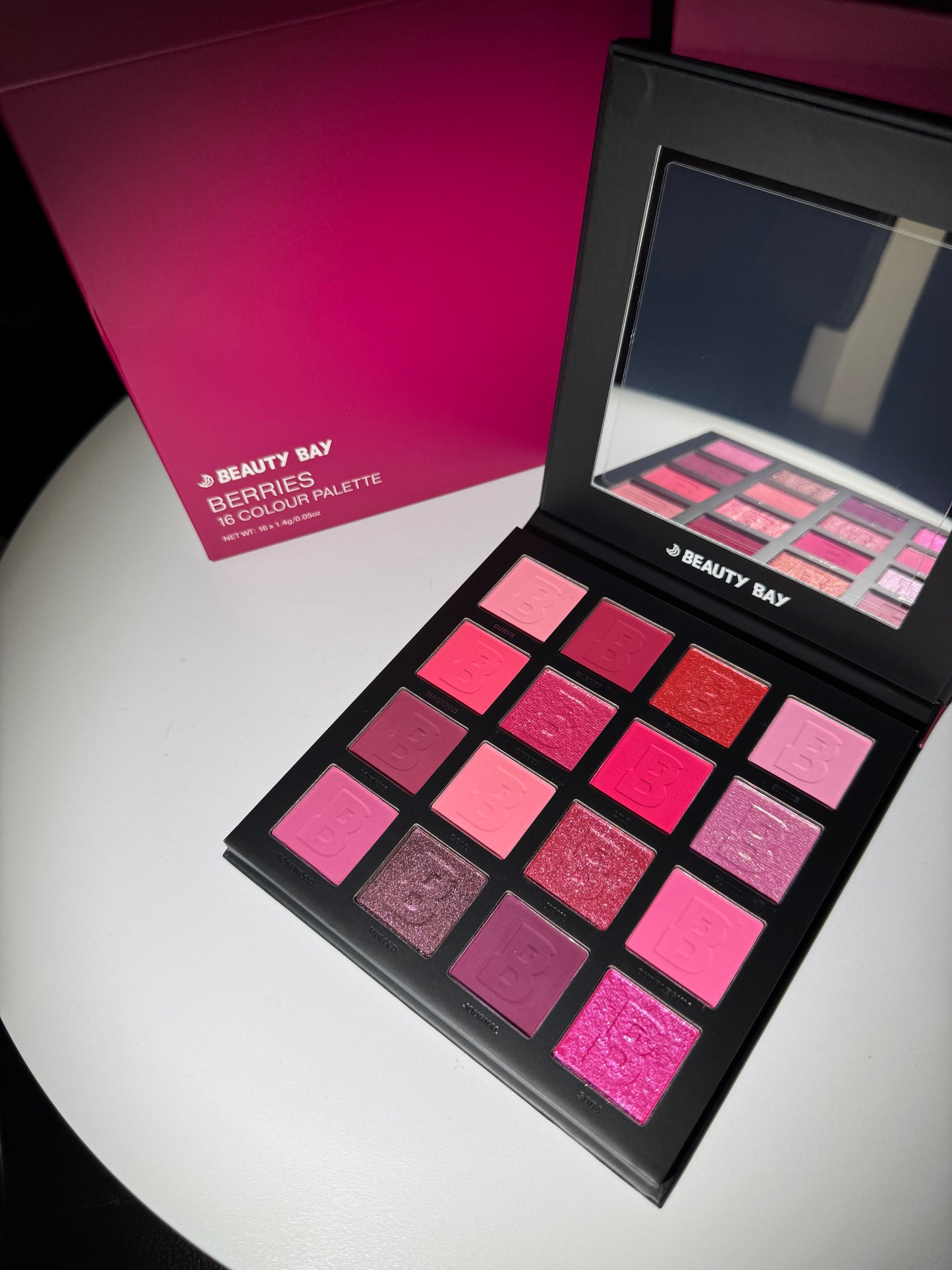 By Beauty Bay
16 Colour Palette