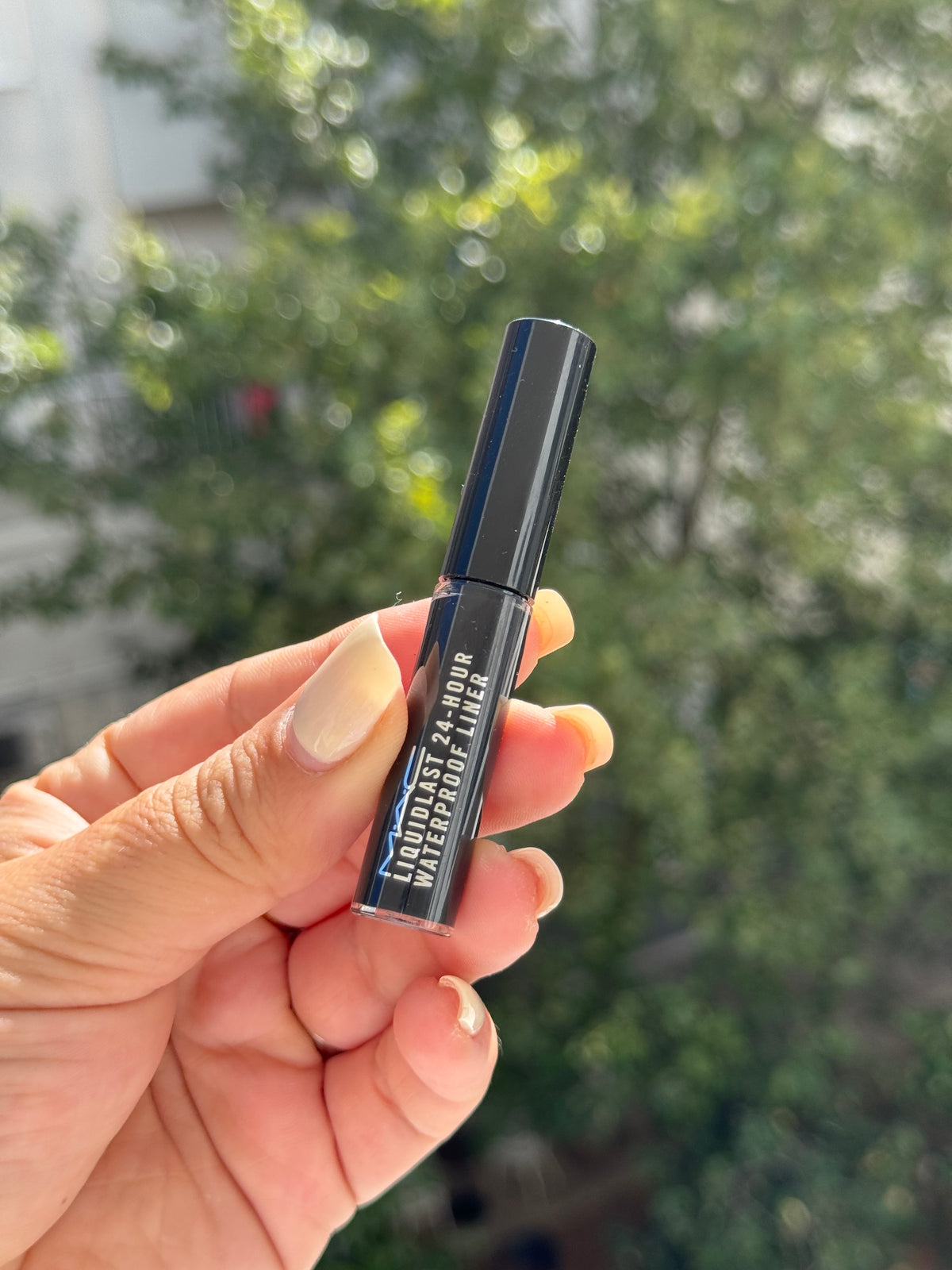 Mac
Liquidlast 24-Hour Waterproof Liner
2.5 ml Pa Kuti