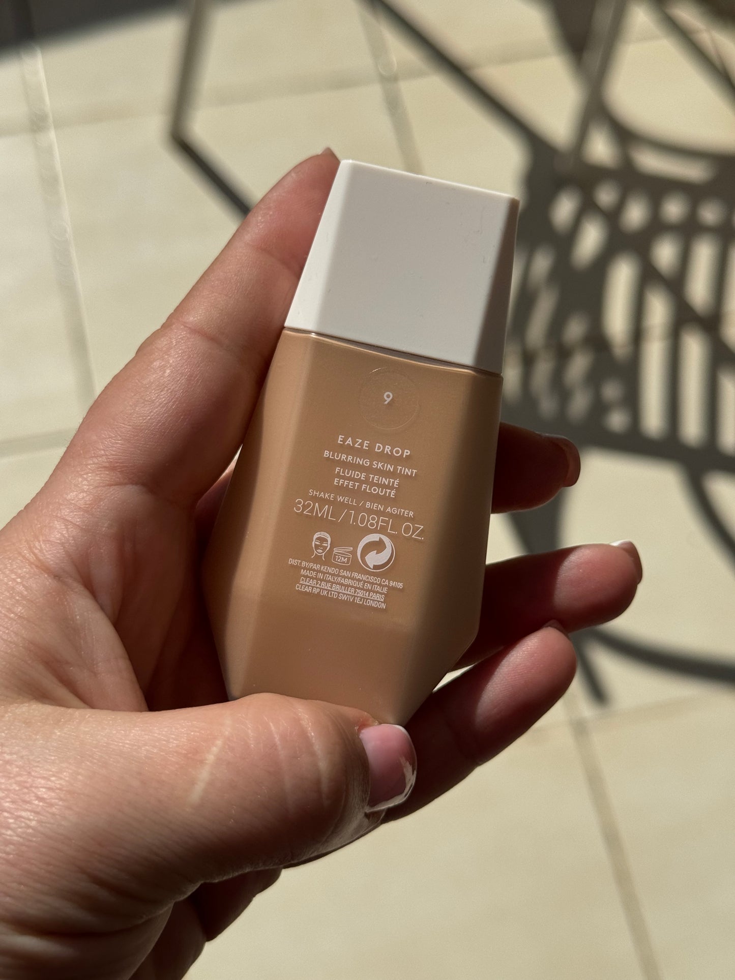 Fenty Beauty by Rihanna
Eaze Drop Blurring Skin Tint