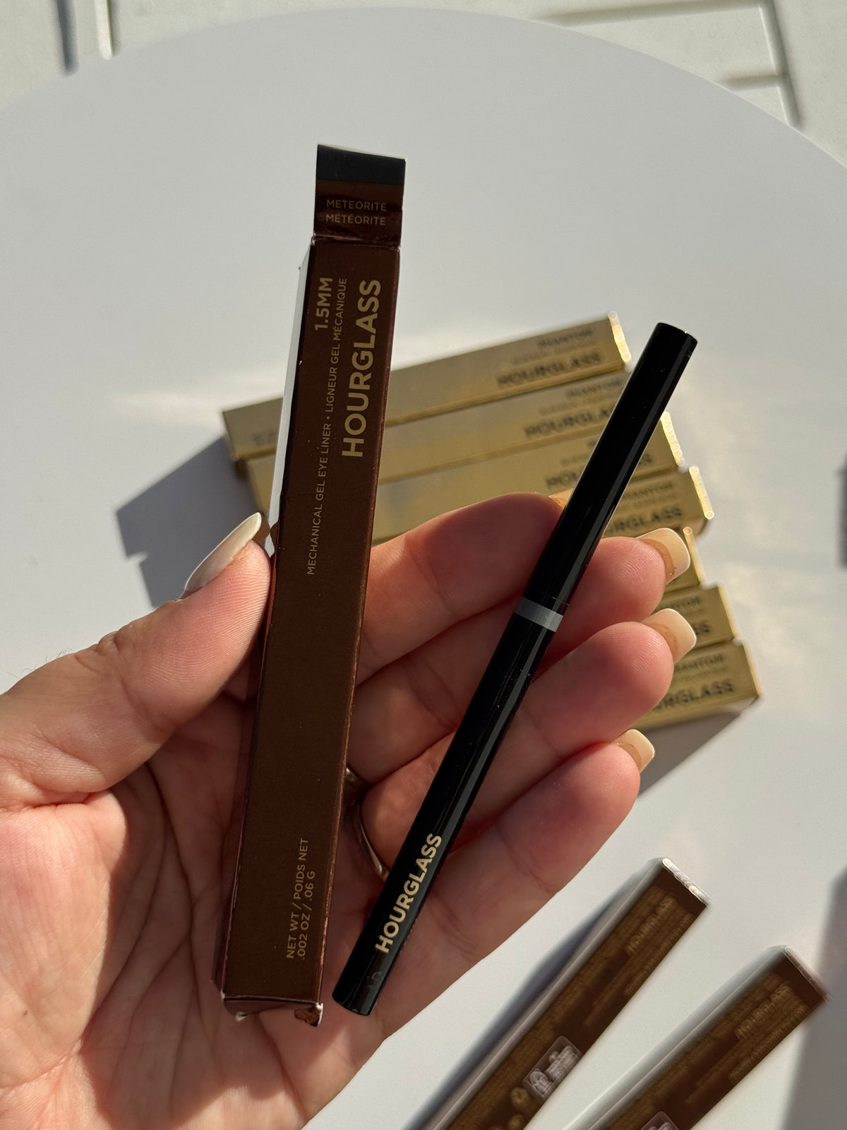Hourglass
1.55 MM Mechanical Gel Eye Liner