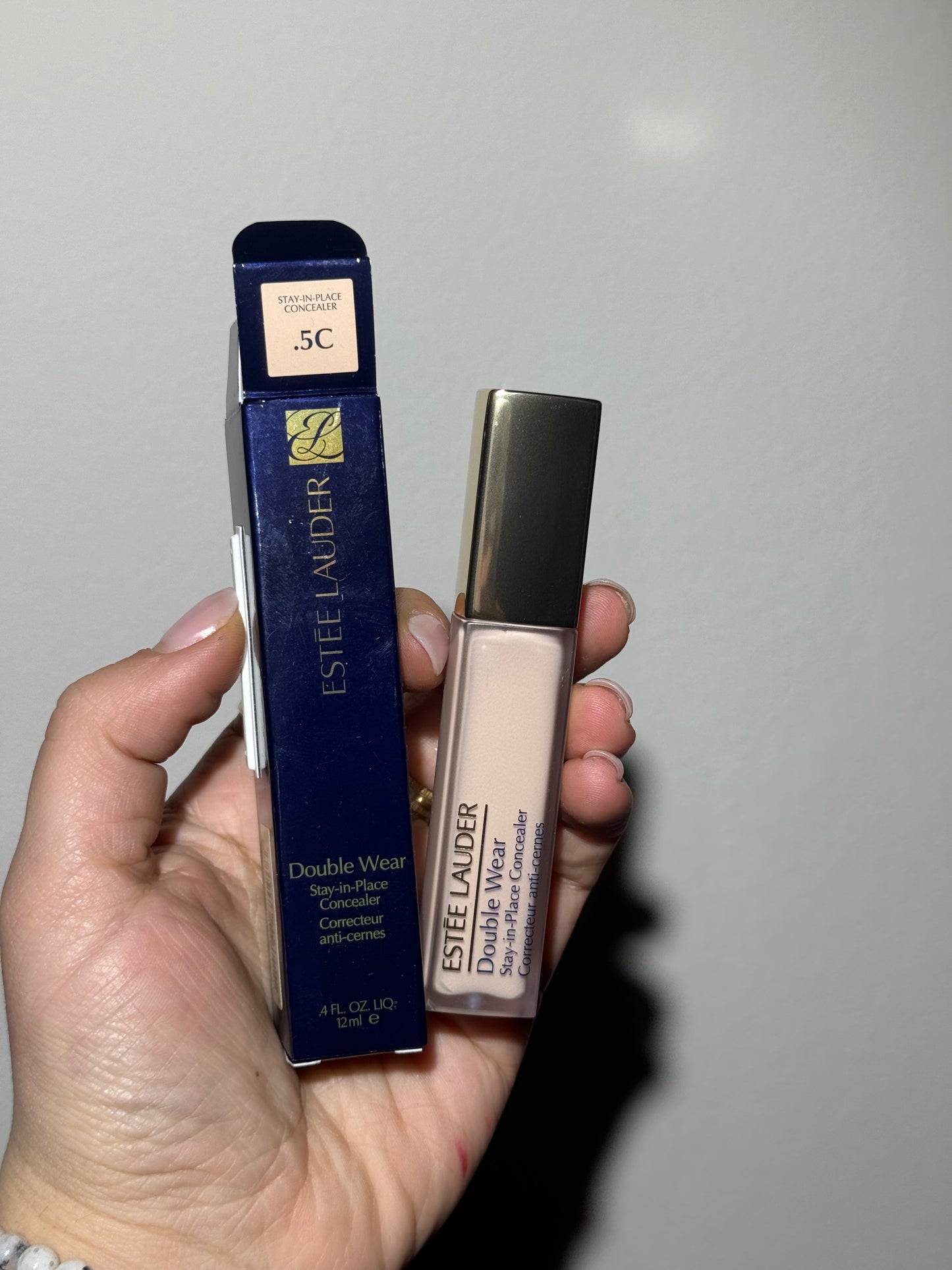 Estée Lauder
Double Wear Stay-in-Place 24-Hour Longwear Concealer