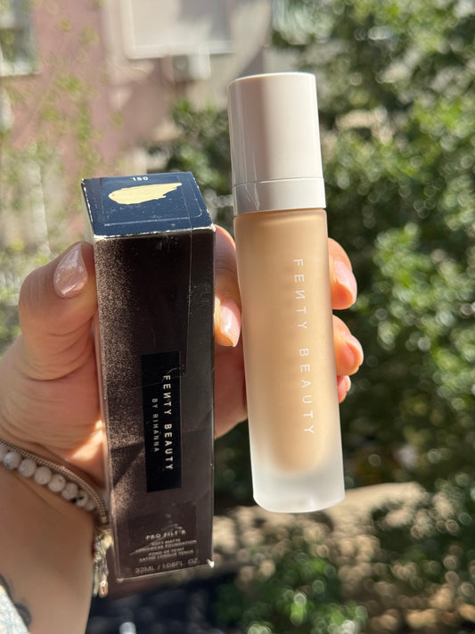 Fenty Beauty
Pro Filt’r Soft Matte Longwear Foundation