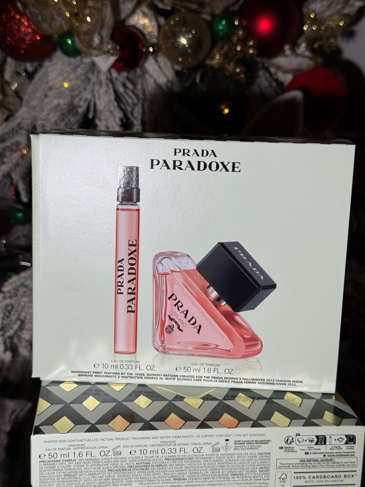 Prada Gift Set
Paradoxe EAU DE PARFUM
50ml+10ml