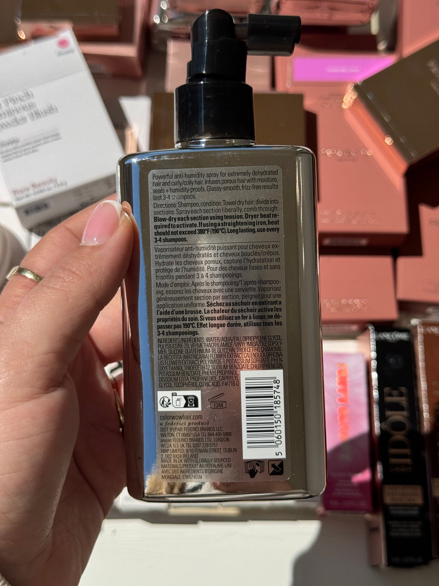 COLOR WOW
Extra Strength Dream Coat Ultra-Moisturizing Anti-frizz Treatment 200 ml