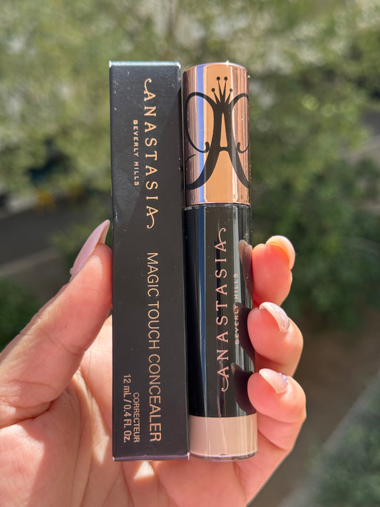 Anastasia Beverly Hills
Magic Touch Medium to Full Coverage Concealer