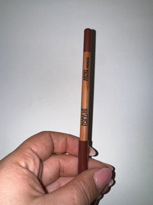 Make Up Forever                            Artist Color Pencil