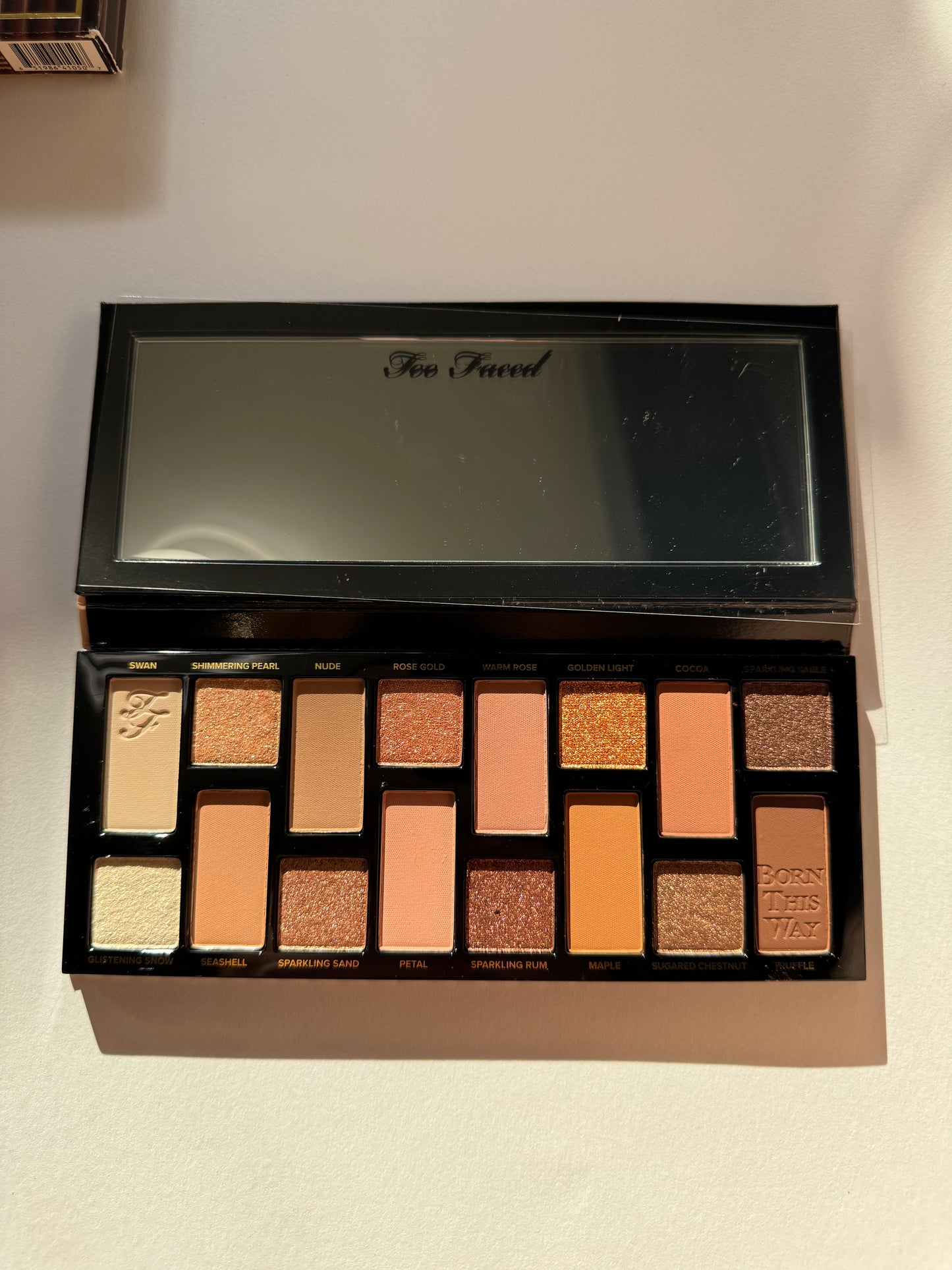 Too Faced
Born This Way The Natural Nudes Eyeshadow Palette