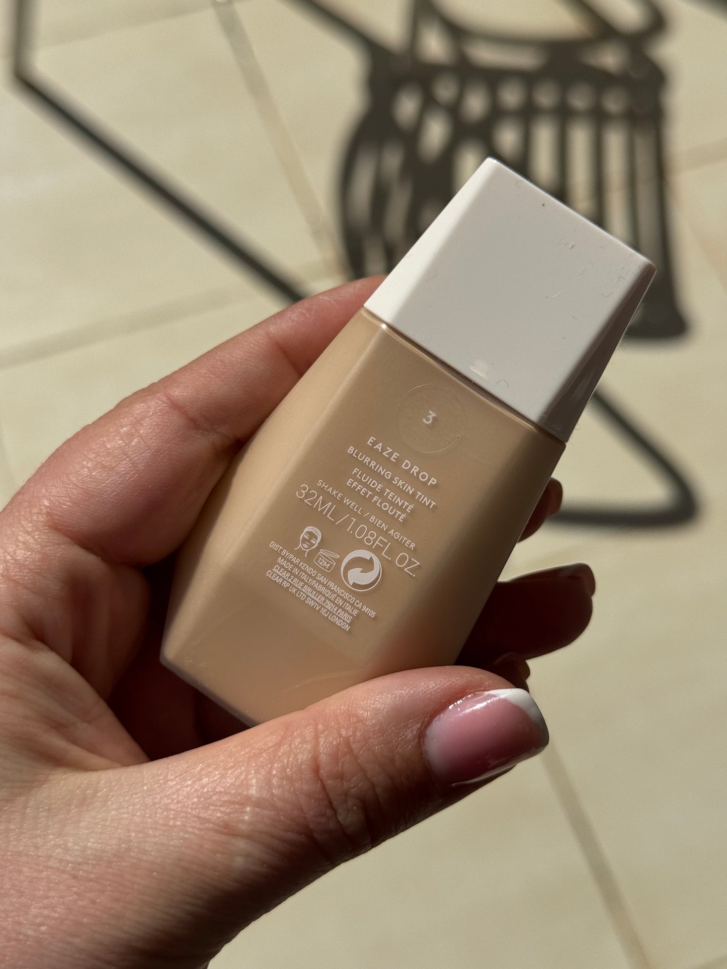 Fenty Beauty by Rihanna
Eaze Drop Blurring Skin Tint