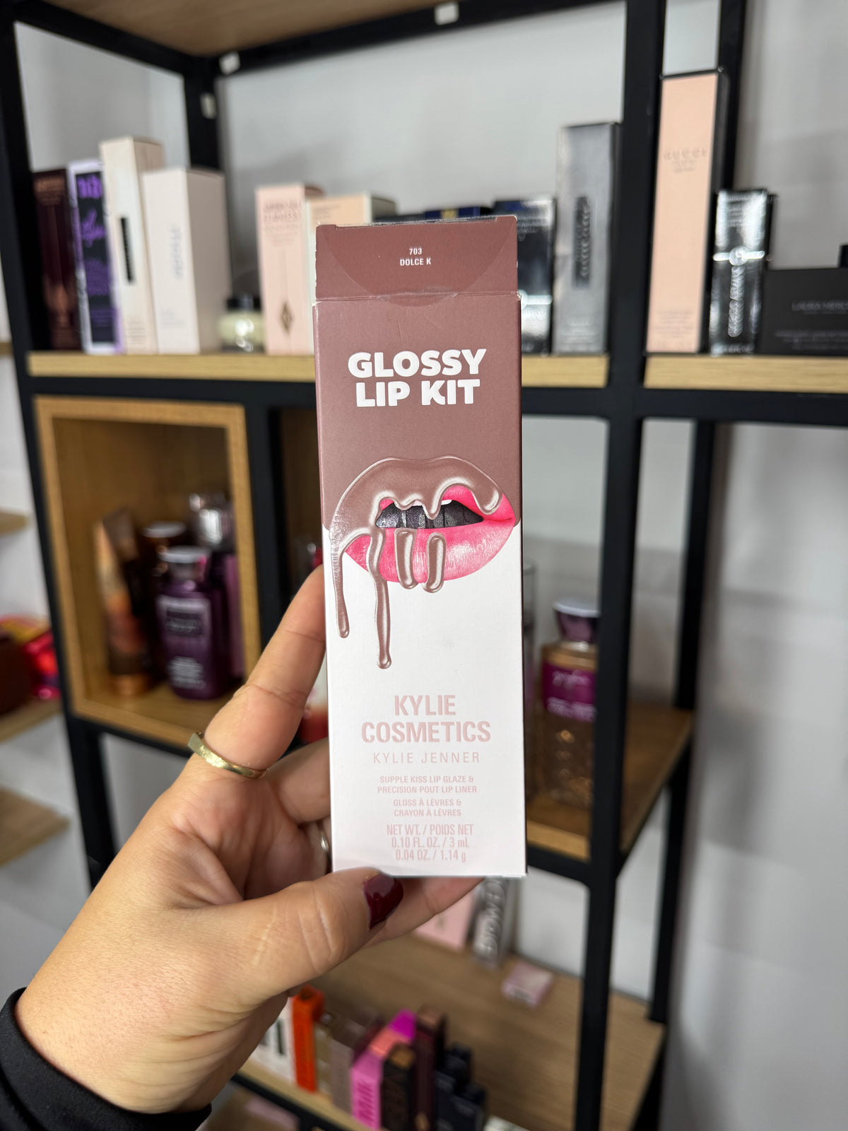Kylie Jenner
Glossy Lip Kit