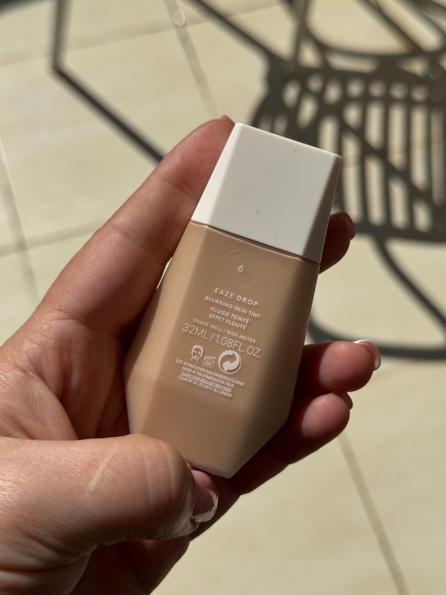 Fenty Beauty by Rihanna
Eaze Drop Blurring Skin Tint