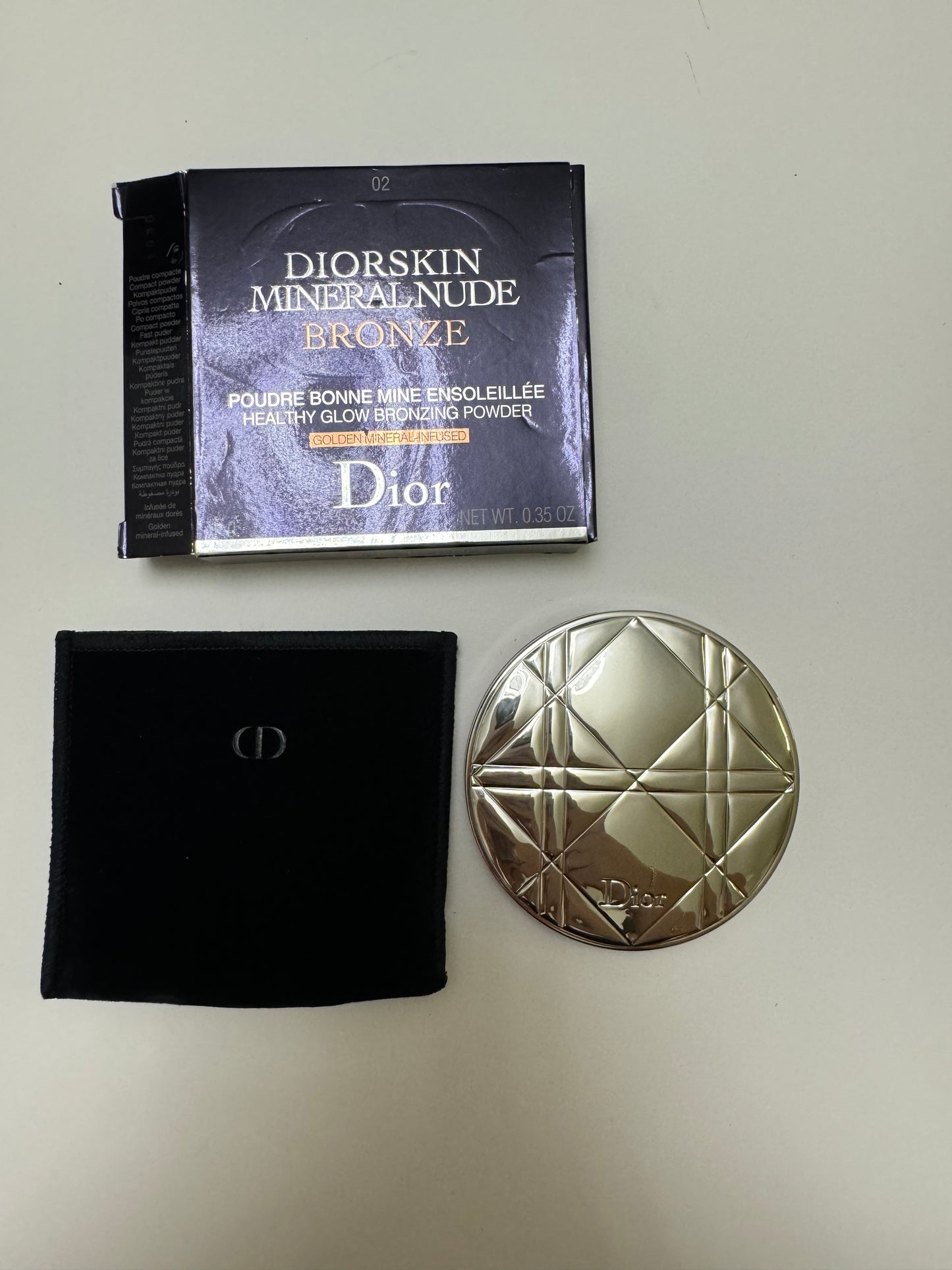 Dior 
Diorskin Mineral Nude Bronze