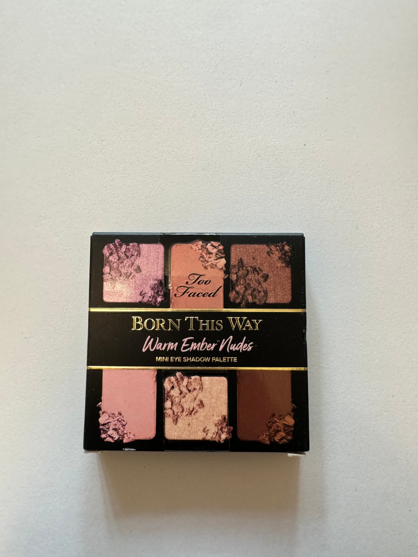 Too Faced
Mini Born This Way Complexion-Inspired Eyeshadow Palette