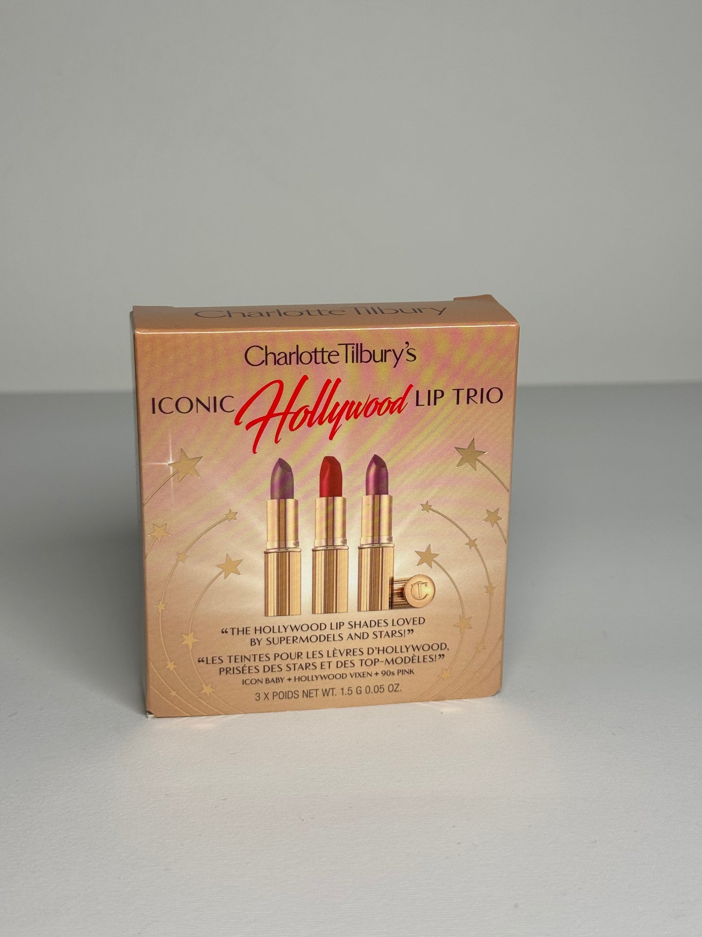 Charlotte Tilbury
Mini Iconic Hollywood Lipstick Trio Set
Shade K.I.S.S.I.N.G Icon Baby
Matte Revolution Hollywood Vixen
K.I.S.S.I.N.G 90s Pink