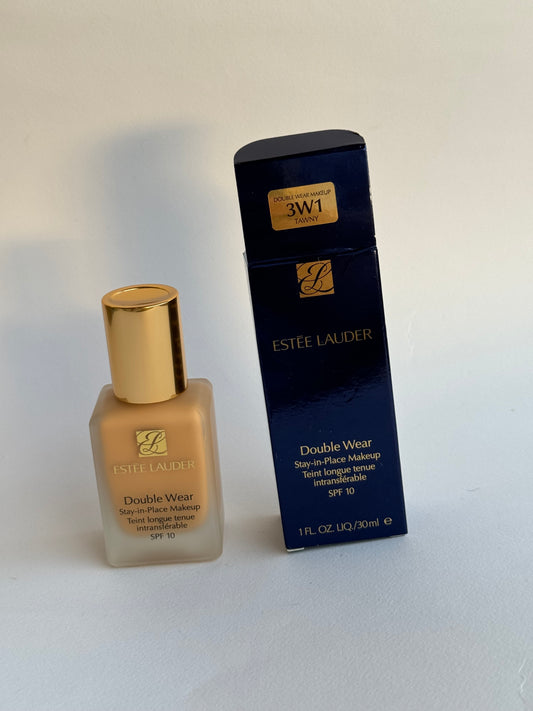 Estée Lauder
Double Wear Stay-in-Place Foundation