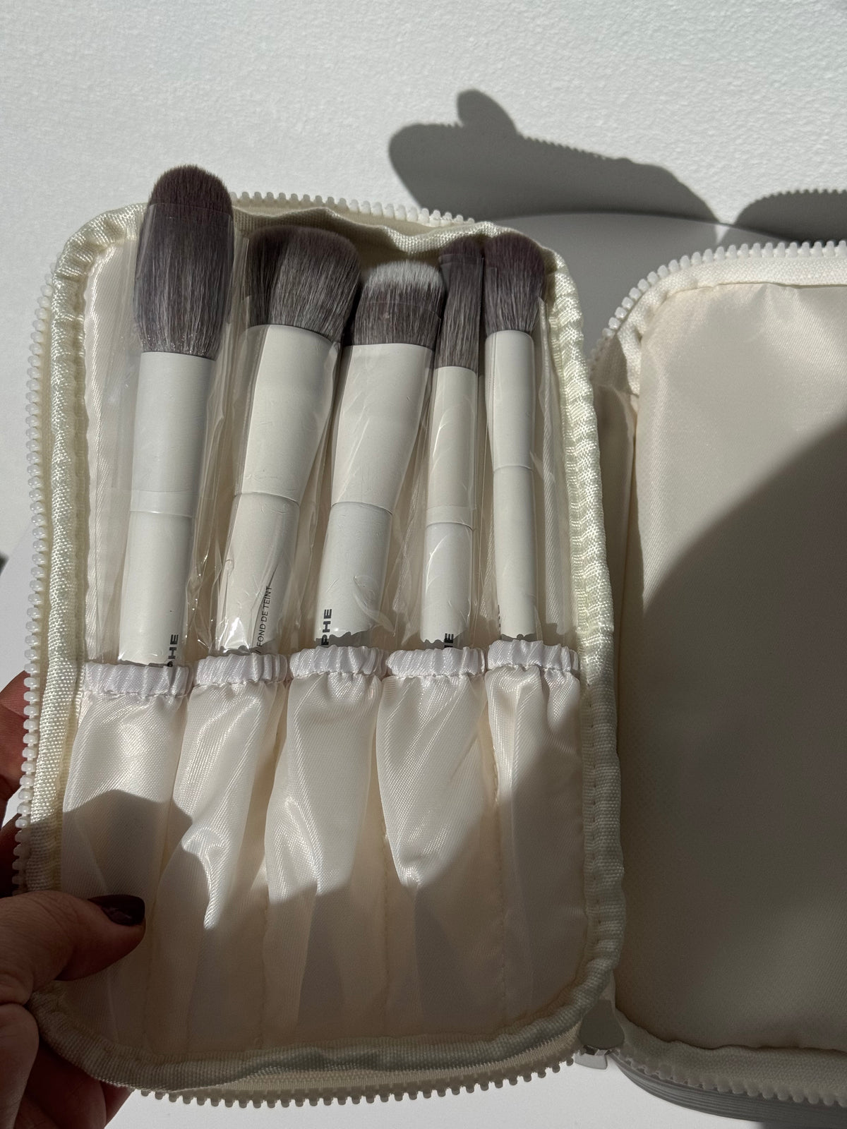 Morphe
Ready,Set,Pro 
16-Piece Face & Eye Brush Set