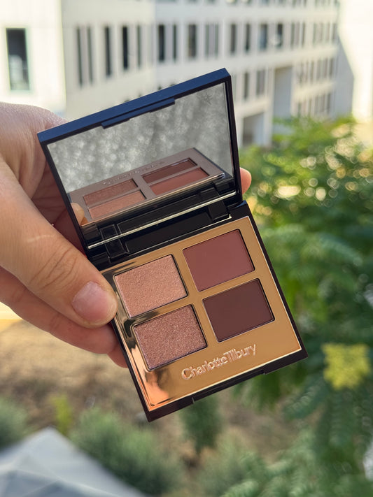 Charlotte Tilbury
Luxury Eyeshadow Palette - Pillow Talk Dreams