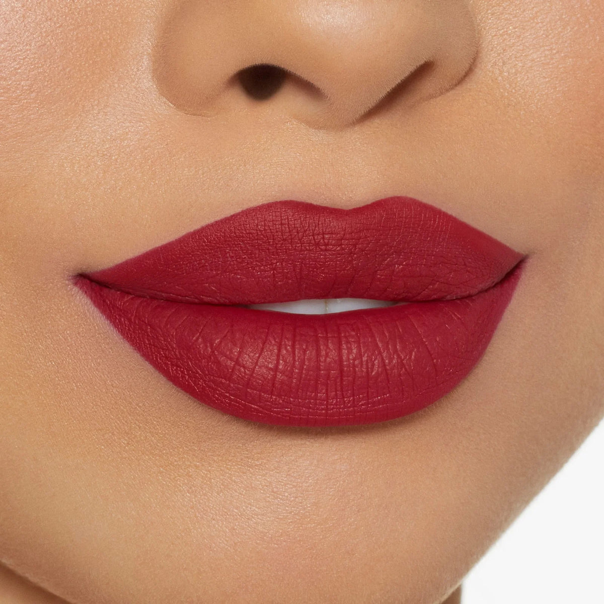 Kylie Jenner
Velvet Lip Kit