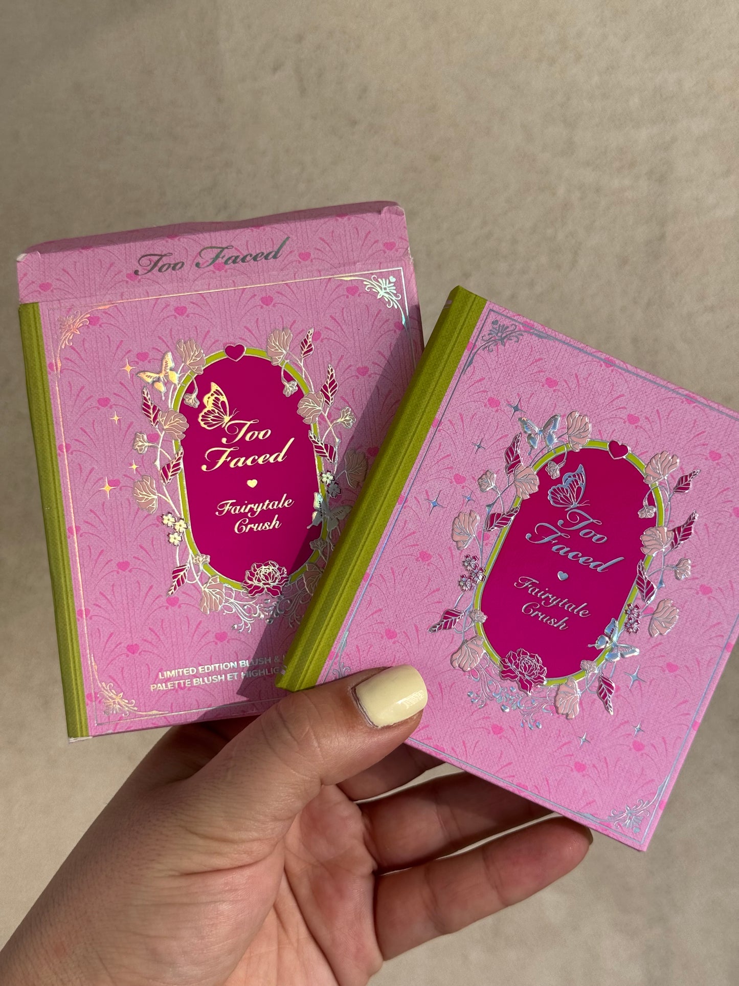 Too Faced
Fairytale Crush Blush & Highlighter Palette
Limited Edition!