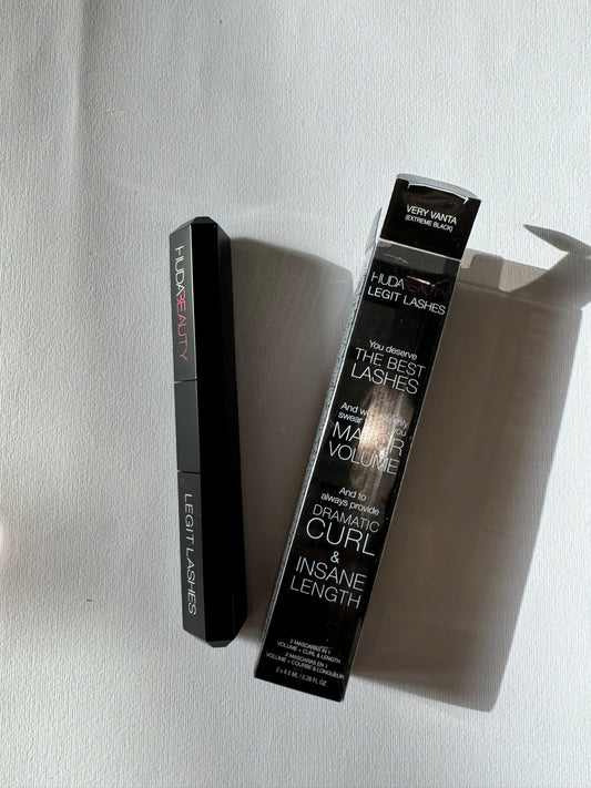 HUDA BEAUTY
LEGIT LASHES Double-Ended Volumizing and Lengthening Mascara