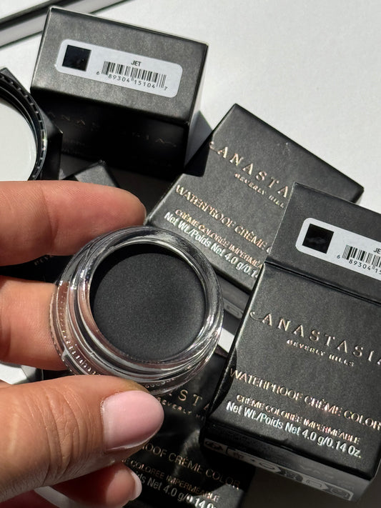 ANASTASIA BEVERLY HILLS
WATERPROOF CREME COLOR - JET MATTE