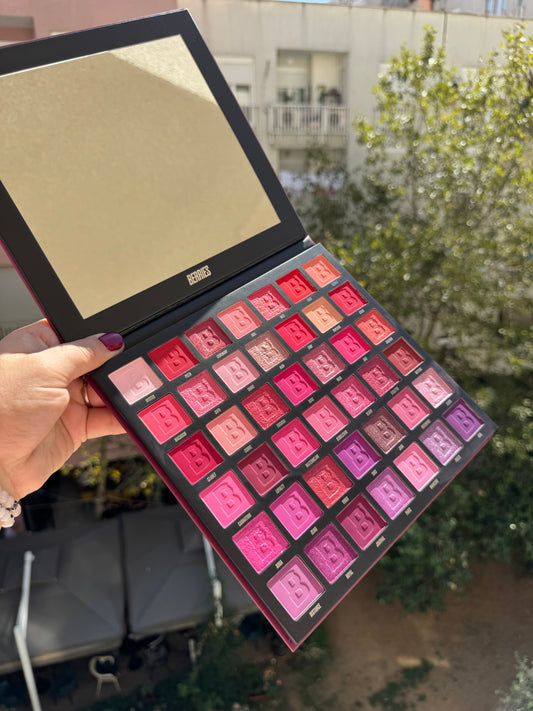 By Beauty Bay
Berries Eyeshadow Palette