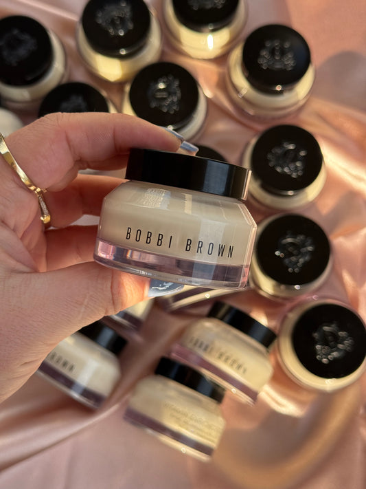 Bobbi Brown 
Vitamin Enriched Face Base Moisturizer & Primer with Vitamin C + Hyaluronic Acid