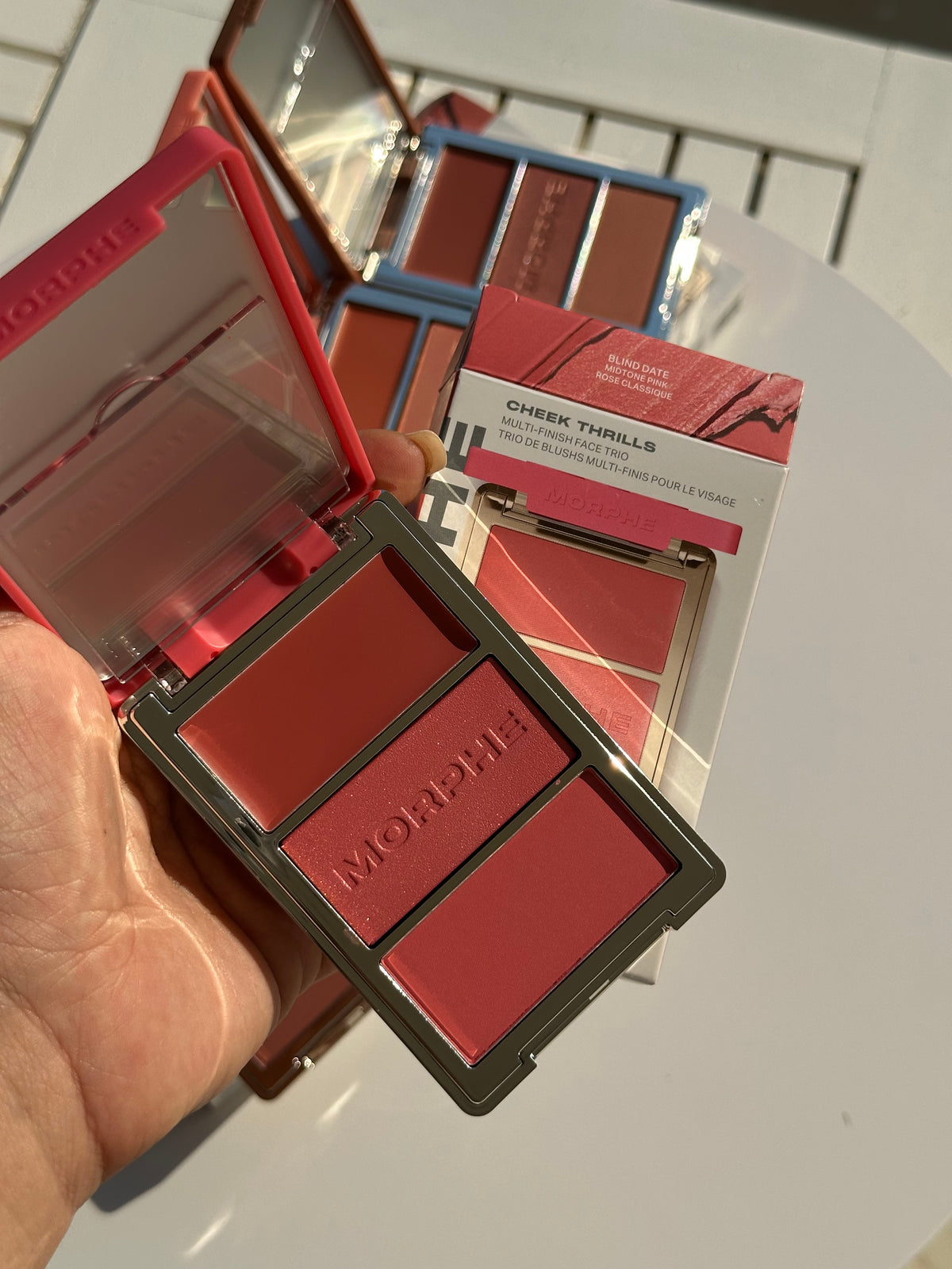 MORPHE
CHEEK THRILLS MULTI-FINISH FACE TRIO