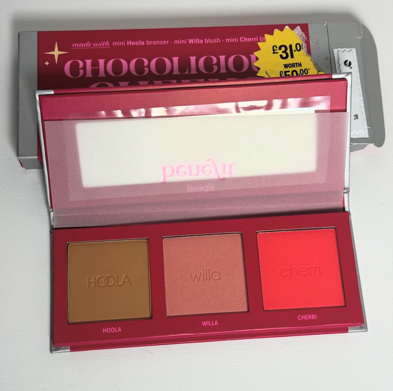 Benefit Cosmetics
Chocolicious Cheeks: Mini Blush and Bronzer Palette