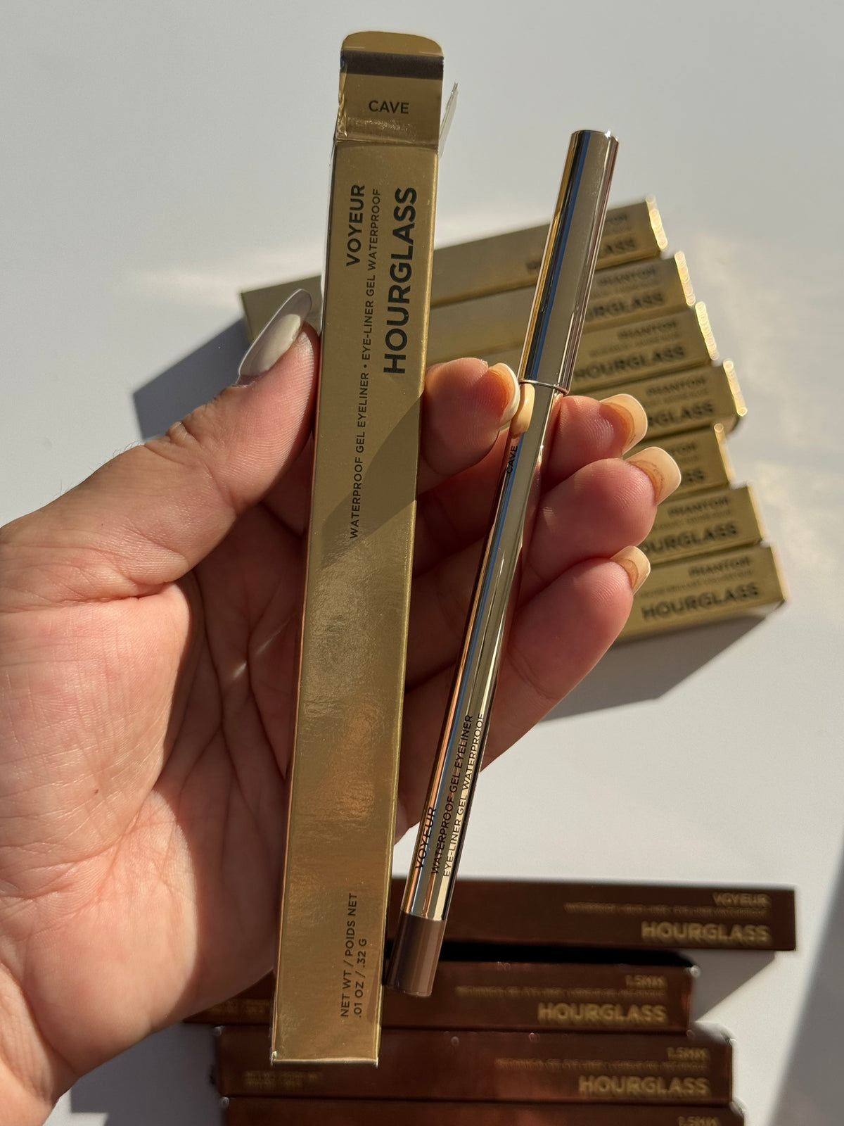 Hourglass
Voyeur Waterproof Gel Eyeliner