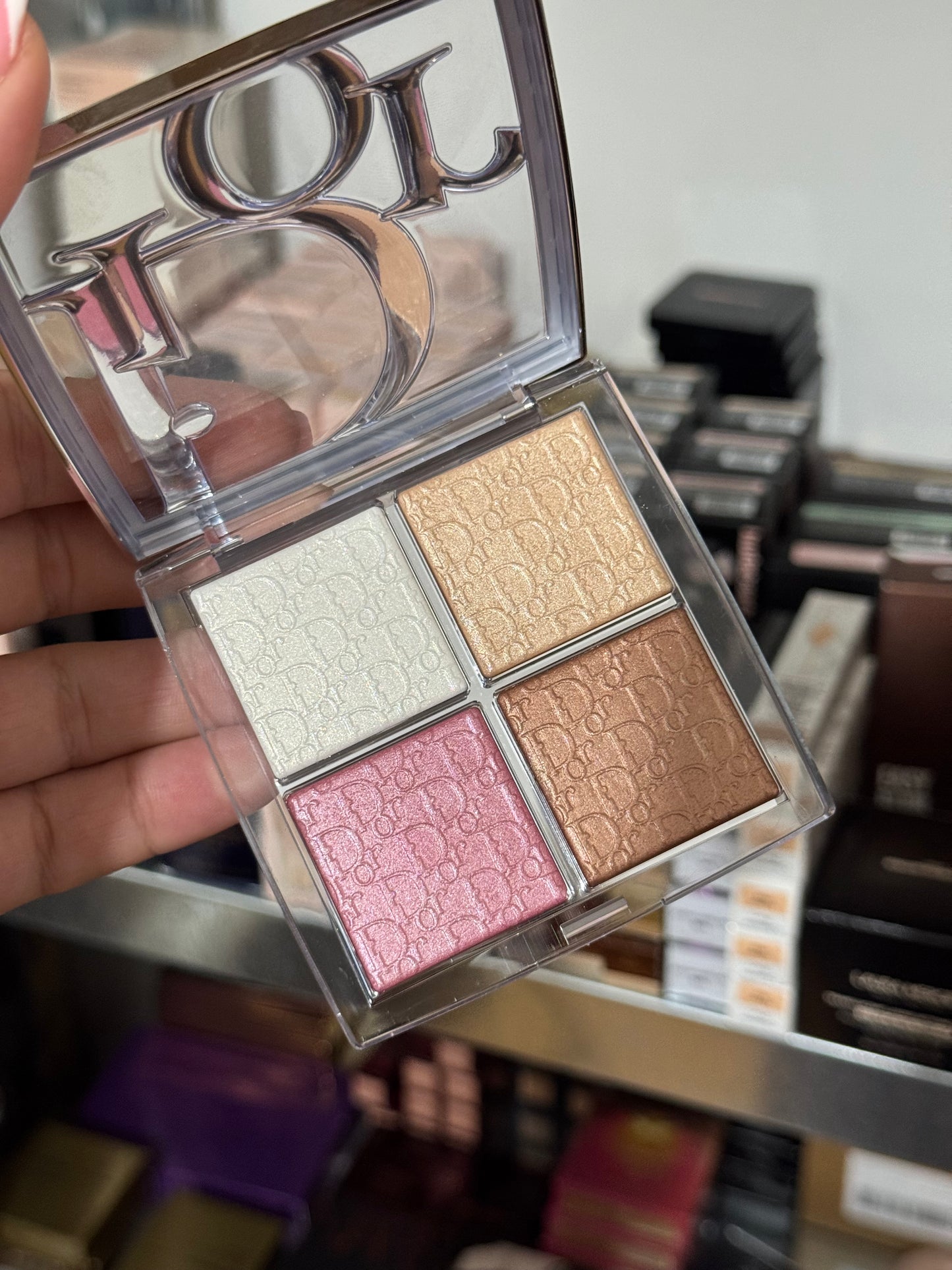 DIOR
Backstage Glow Maximizer Face Palette