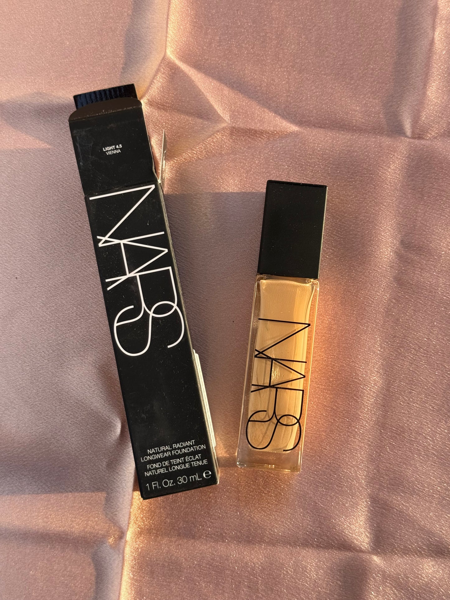 NARS
Natural Radiant Longwear Full Coverage Foundation