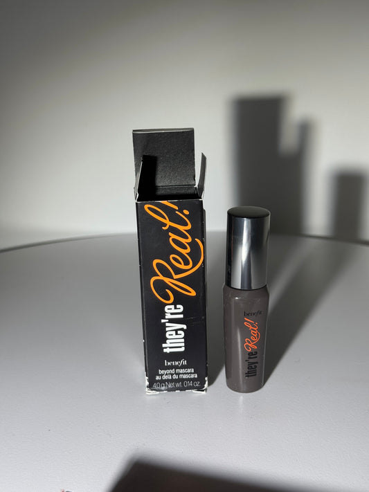 Benefit Cosmetics
They’re Real! Lengthening Mascara
Mini Size