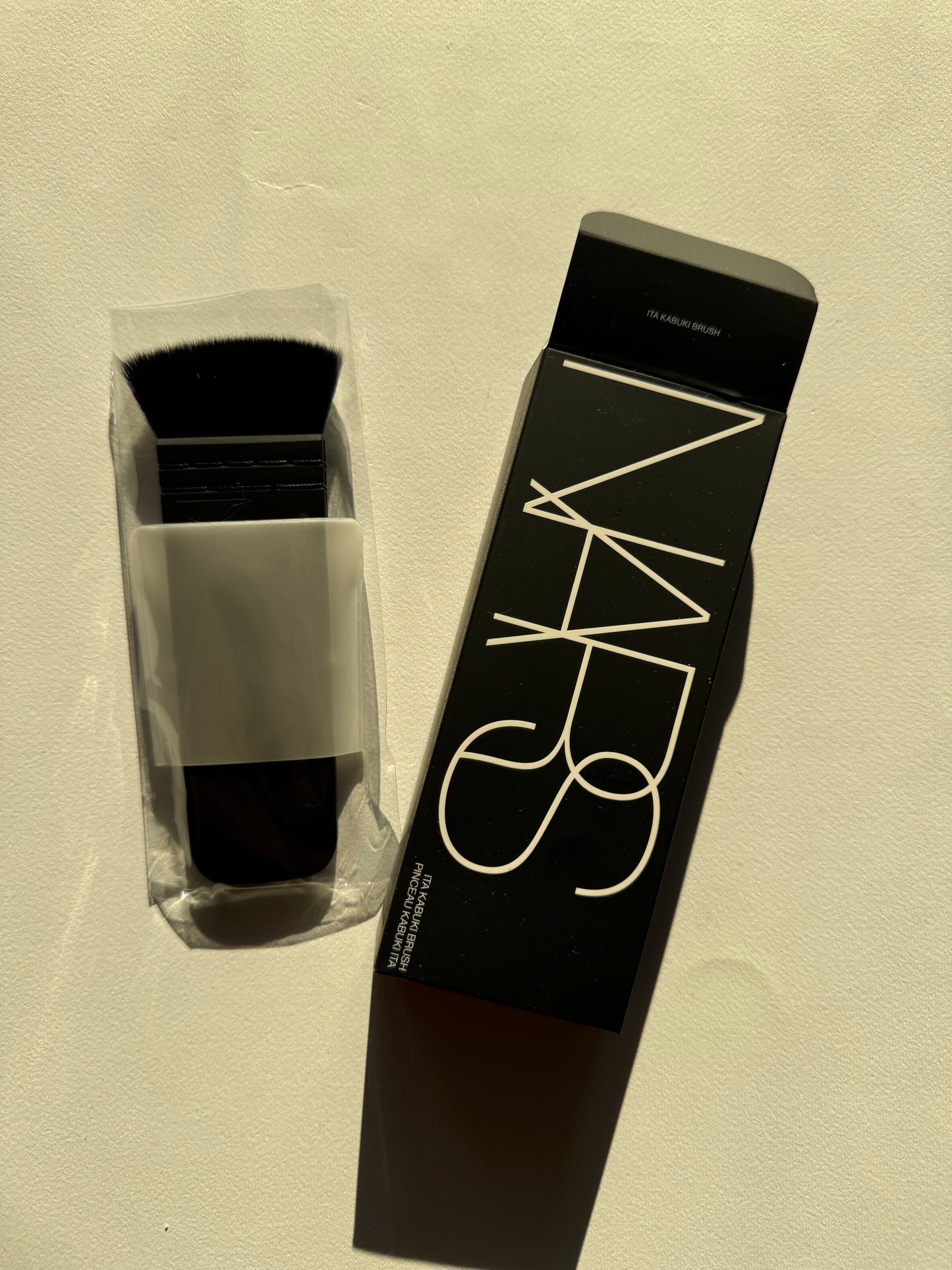 Nars
Ita Kabuki Brush
For Controlled Powder Application