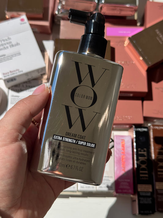 COLOR WOW
Extra Strength Dream Coat Ultra-Moisturizing Anti-frizz Treatment 200 ml