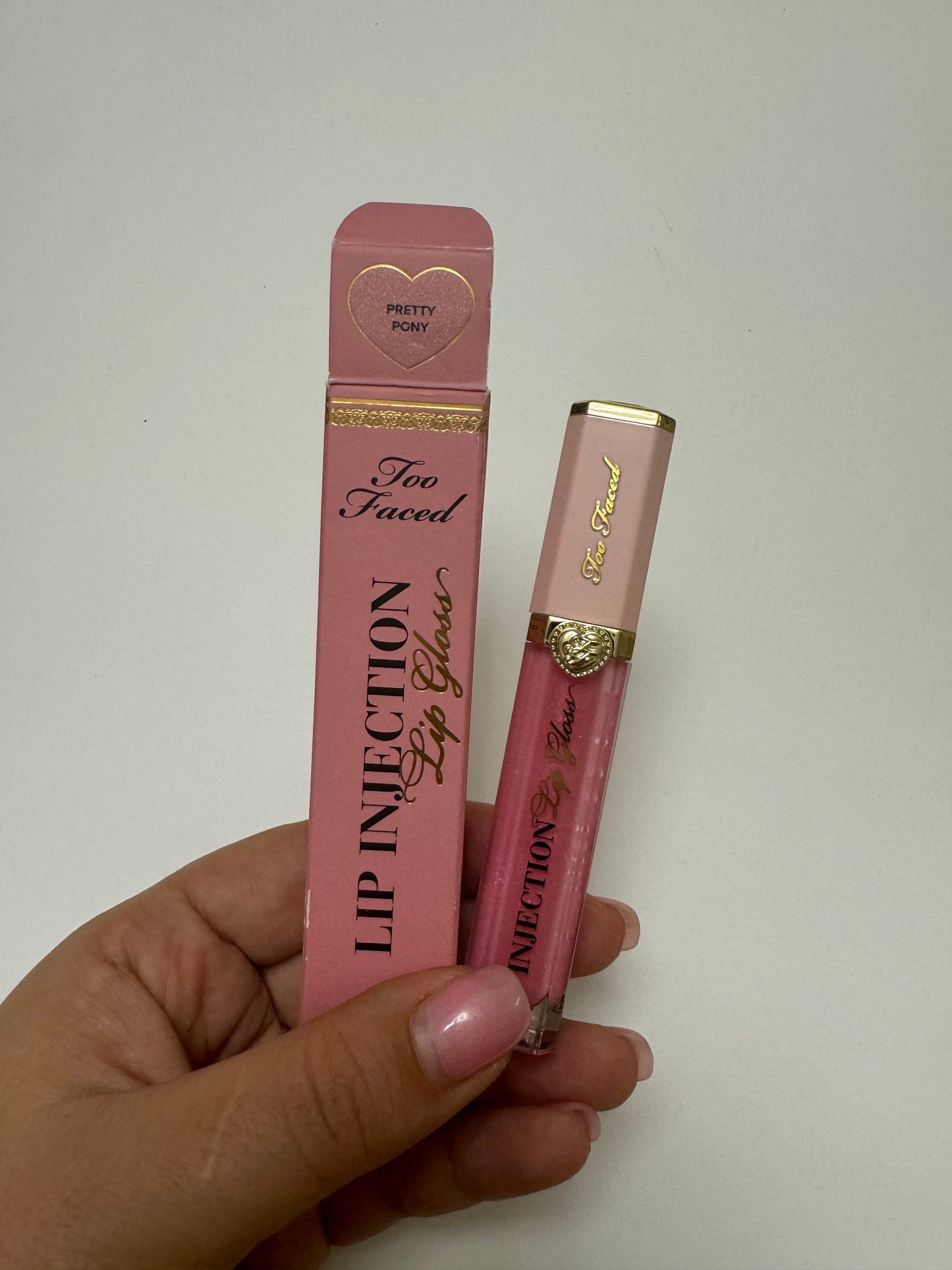 Too Faced
Lip Injection Power Plumping Hydrating Lip Gloss