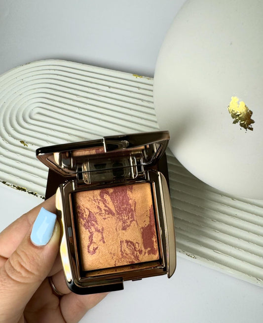 Hourglass
Ambient Lighting Blush Collection